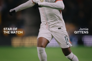 🪩1射2传闪耀全场！吉滕斯当选切尔西vs狼队队内最佳球员